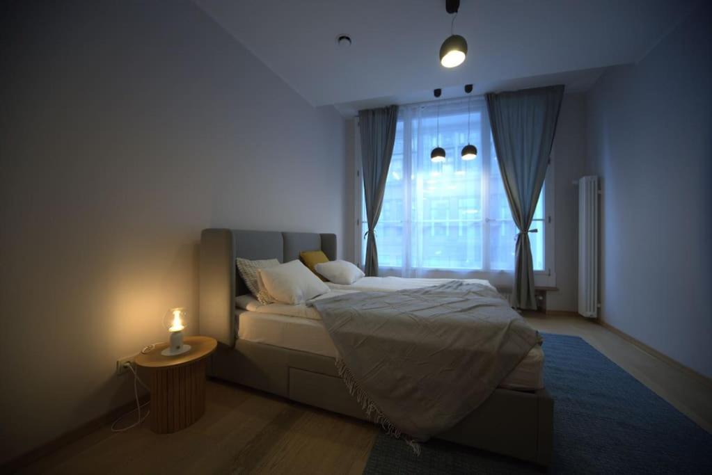 3 Bedroom Apartment In The Old/T Rīga Exterior foto