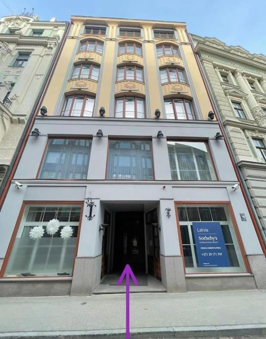 3 Bedroom Apartment In The Old/T Rīga Exterior foto