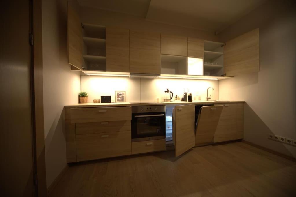 3 Bedroom Apartment In The Old/T Rīga Exterior foto